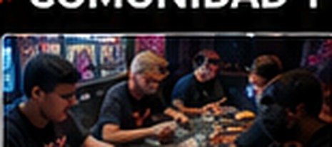 Jugadores participando en partidas de TCG